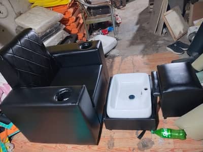 Shampoo unit/ Barber chair/Cutting chair/Trolly/Saloon Furniture.