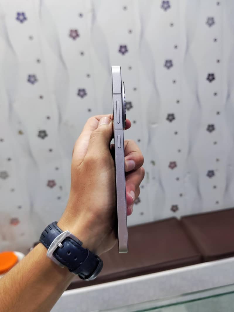 One Plus 13R 4