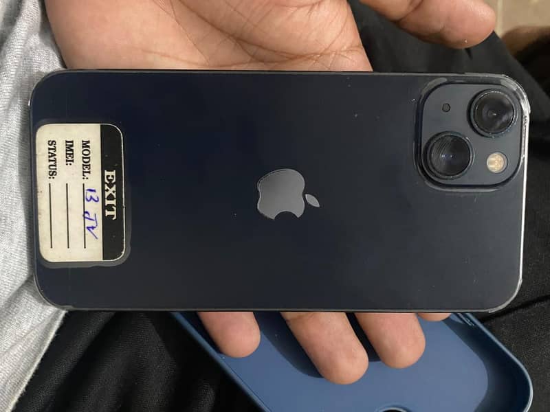 Apple iPhone 13 5