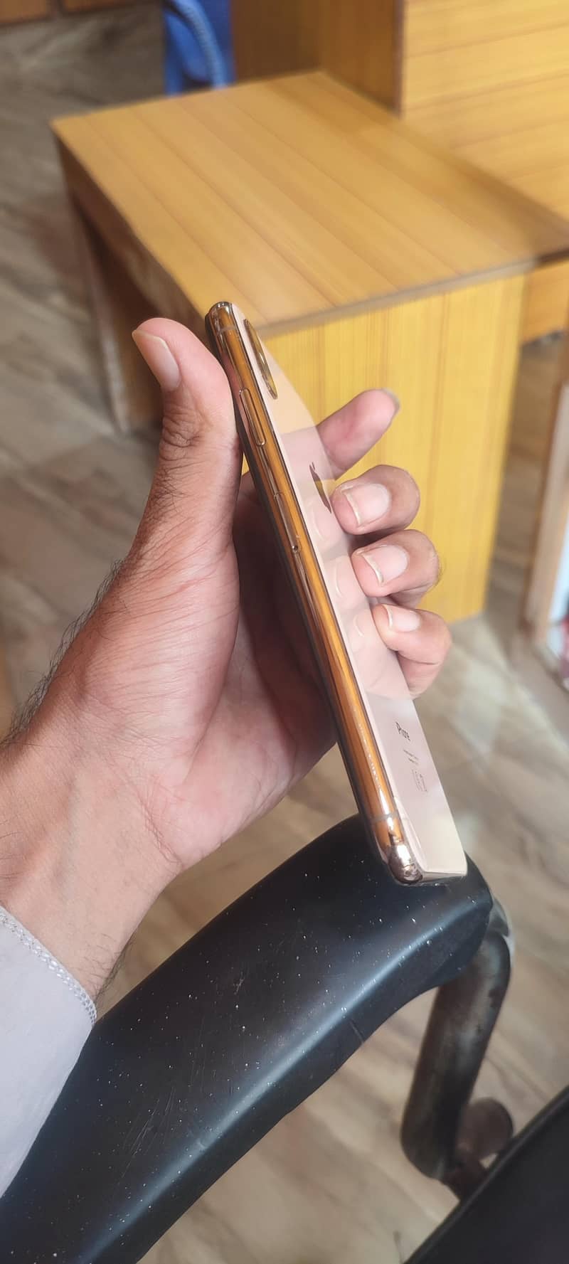 Apple iPhone XS Max 0