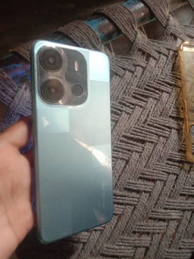 Tecno Pop 7 with original box 4/64 urgent sale03079652852 call