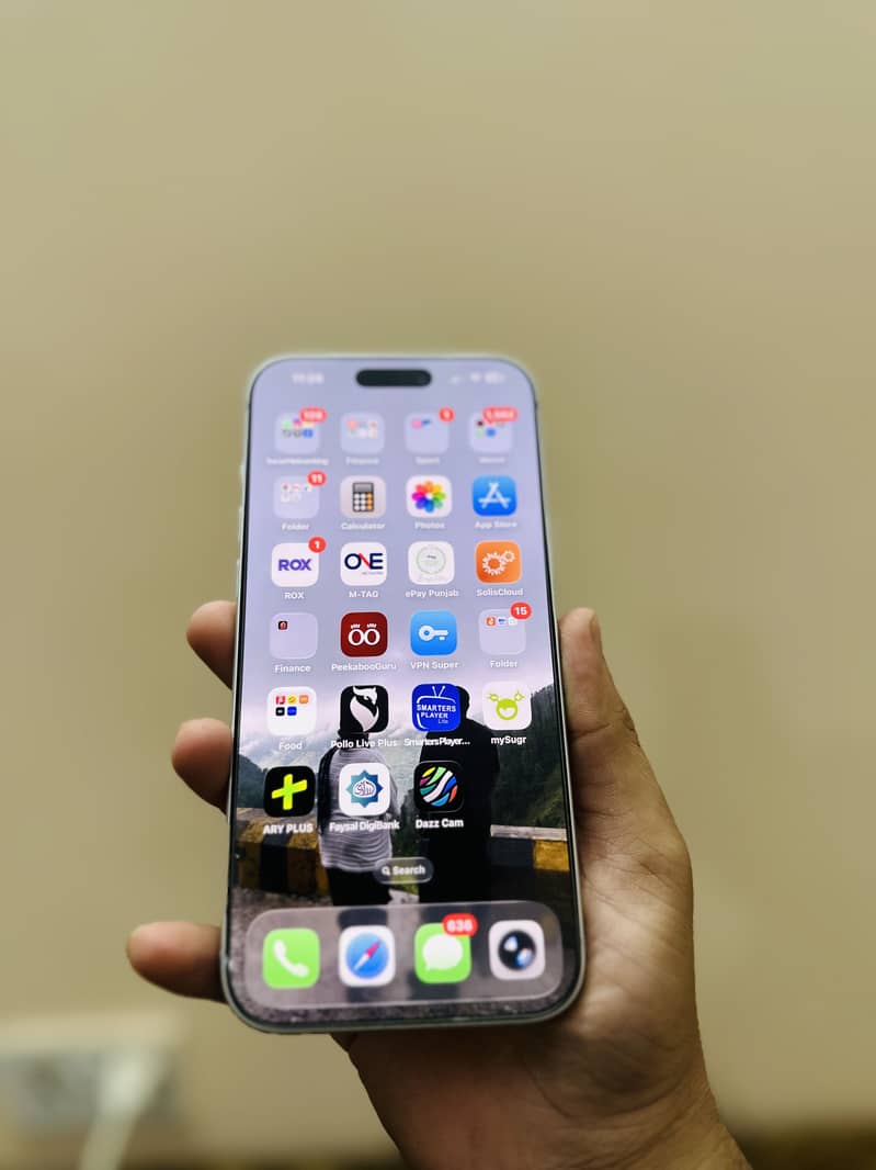Apple iPhone 17 Pro Max 2