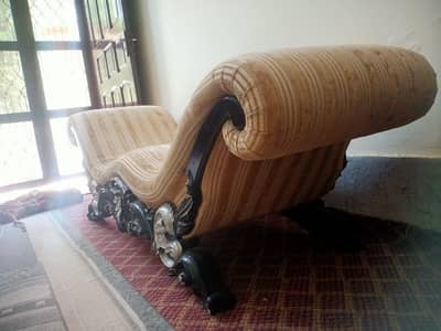 Luxury Stylish Dewan for Sale – 10/10 Condition, Like Brand New