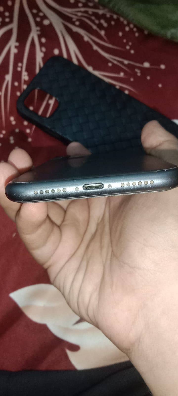 Apple iPhone 11 4