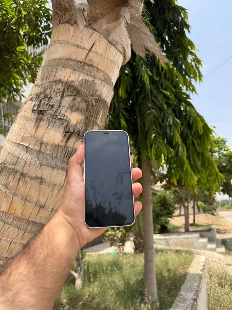 Apple iPhone 15 Pro Max JV 11