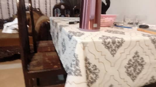 dining table with 5 wooden foamy chairs for sale