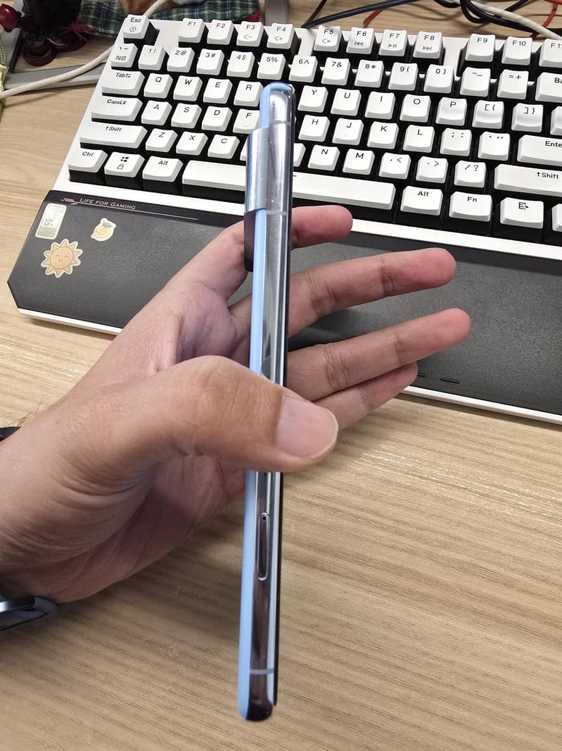 Google Pixel 8 Pro 4