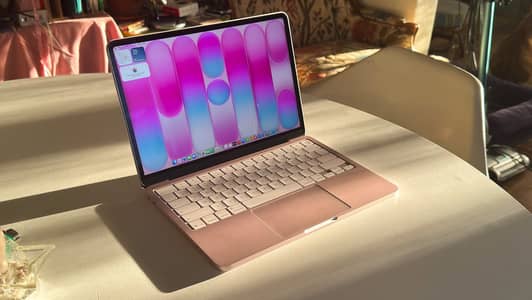 Macbook neo plush pink 256gb