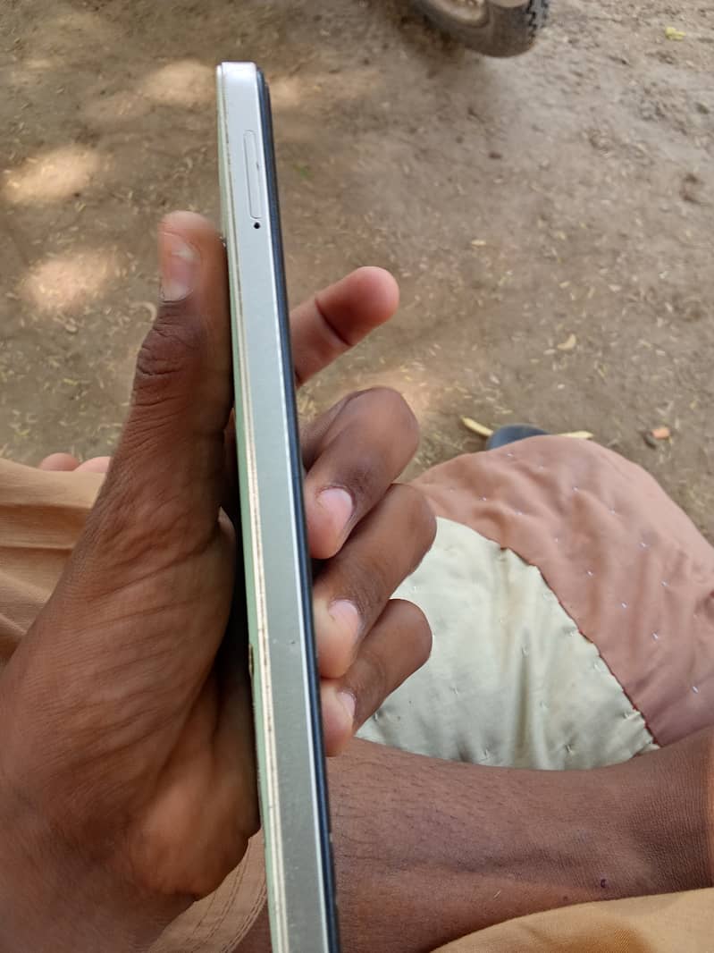 Tecno Spark Go 2