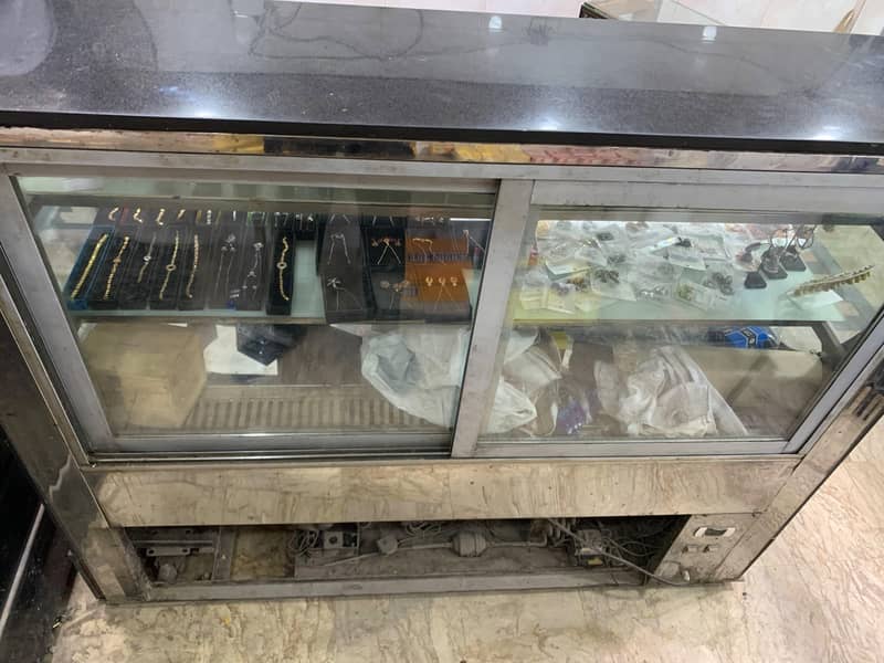 food counters 8