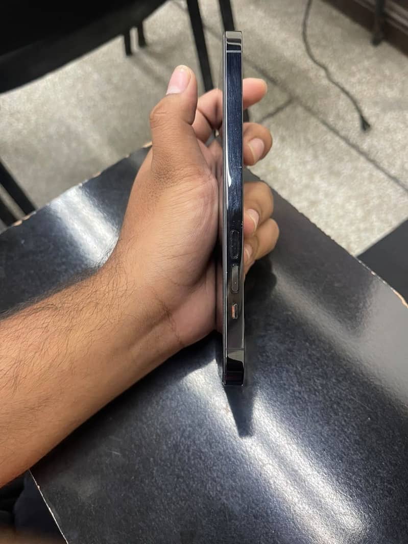 Apple iPhone 14 Pro Max 5