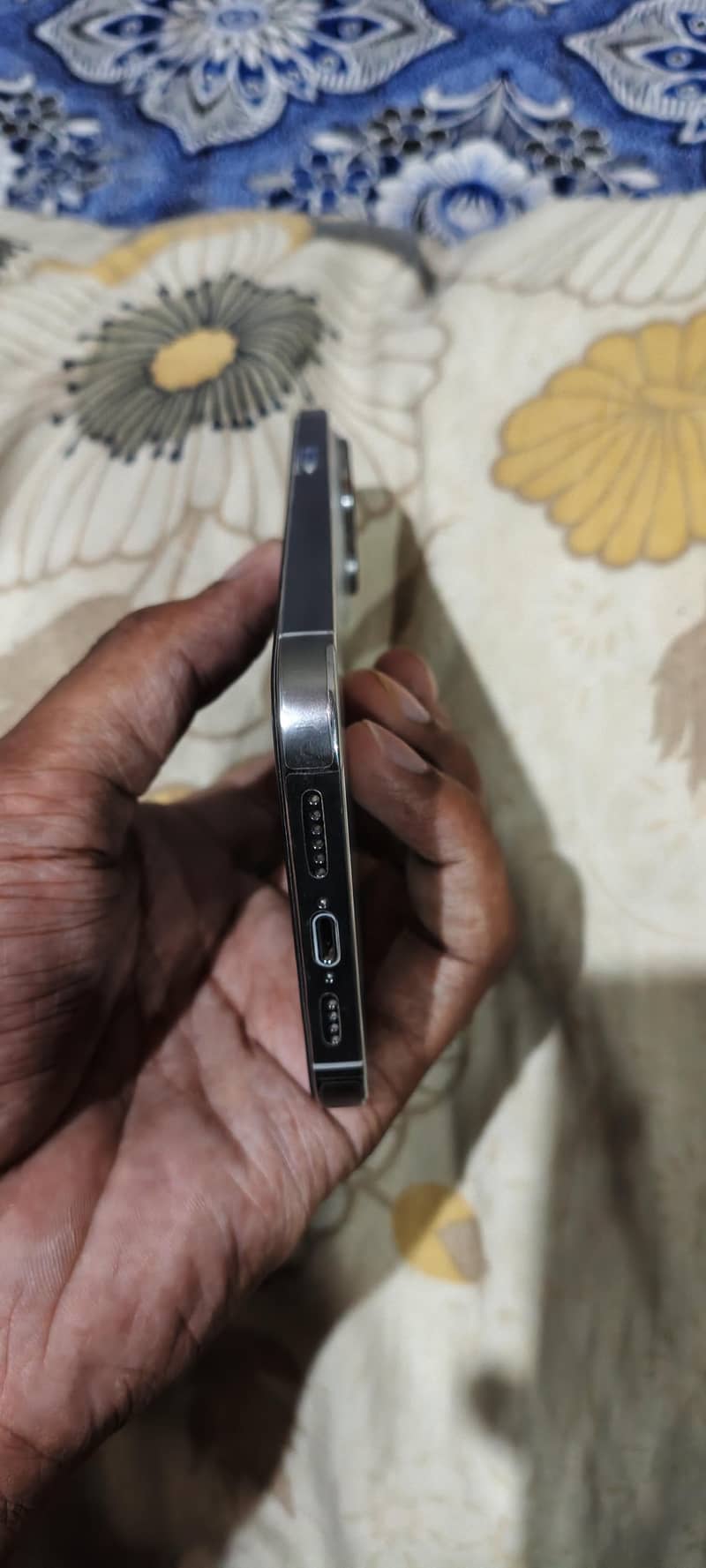 Apple iPhone 14 Pro Max 2