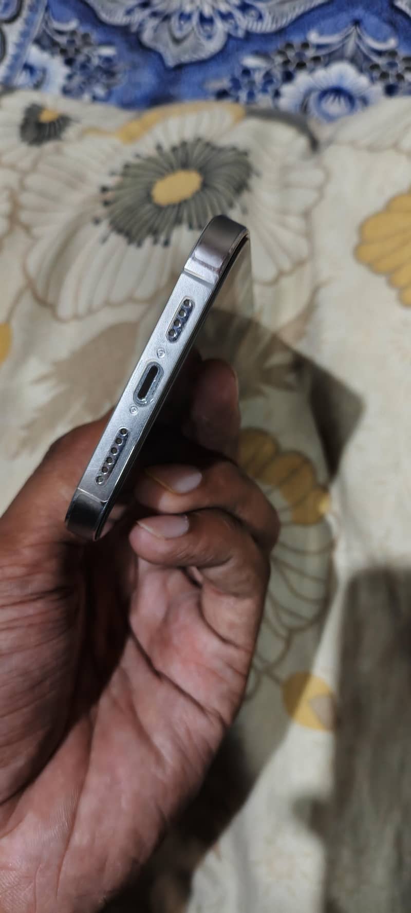 Apple iPhone 14 Pro Max 3