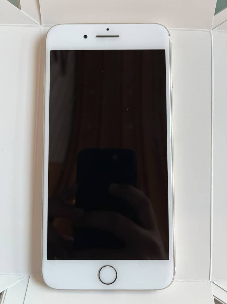 Apple iPhone 7 Plus 2