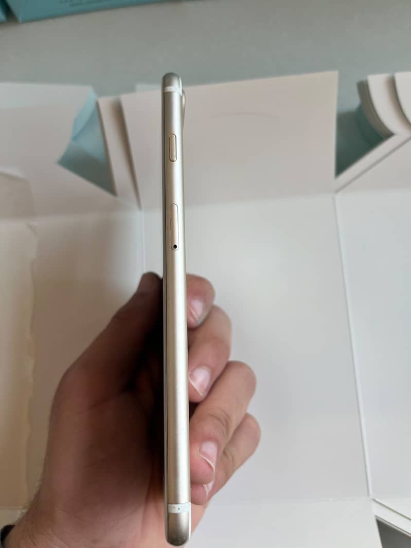 Apple iPhone 7 Plus 3