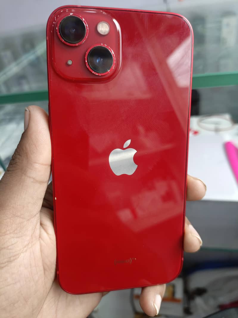 Apple iPhone 13 0