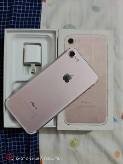 Apple iPhone 7