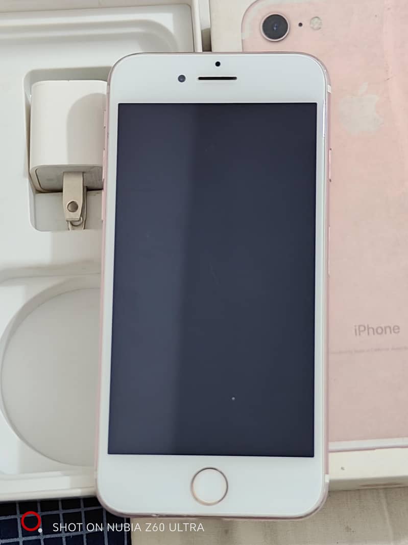 Apple iPhone 7 5