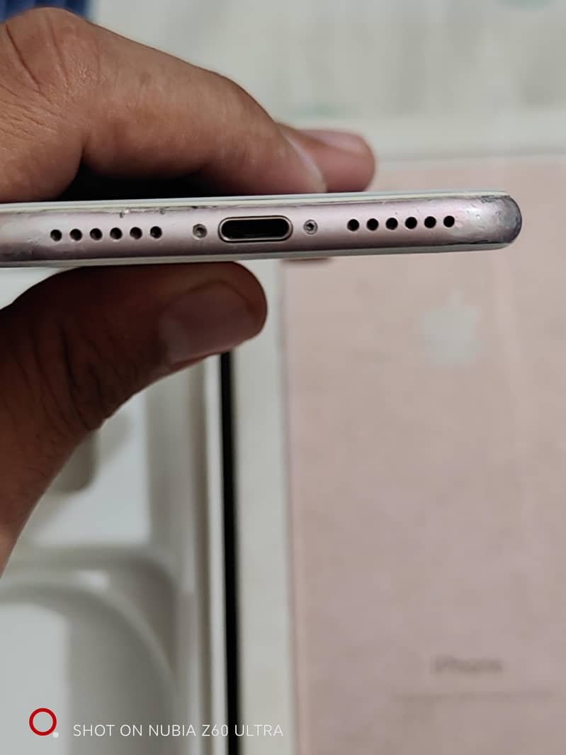 Apple iPhone 7 6