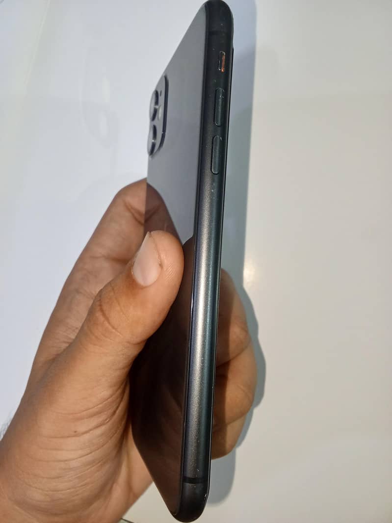 Apple iPhone 11 1