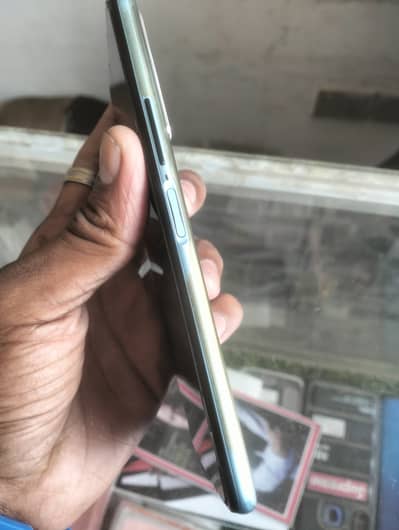 Vivo Y31