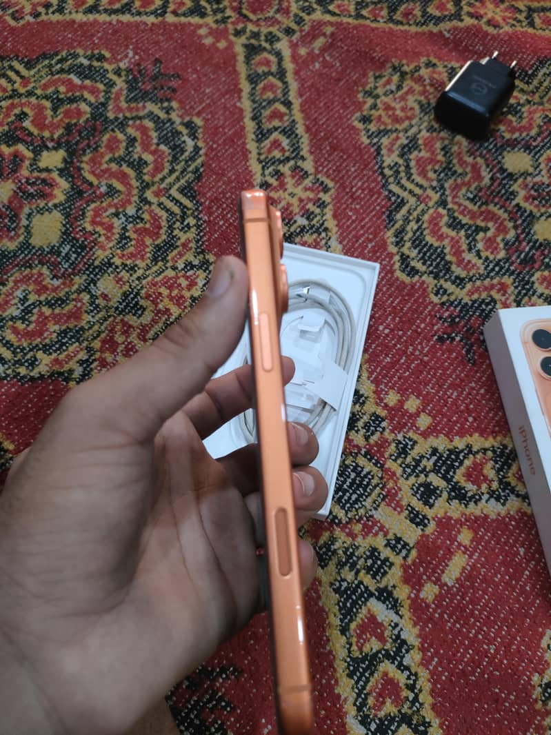 Apple iPhone 17 Pro Max 2