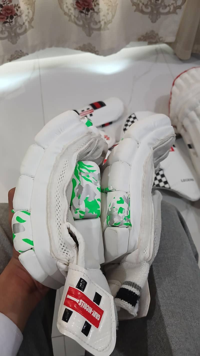 cricket kit 7