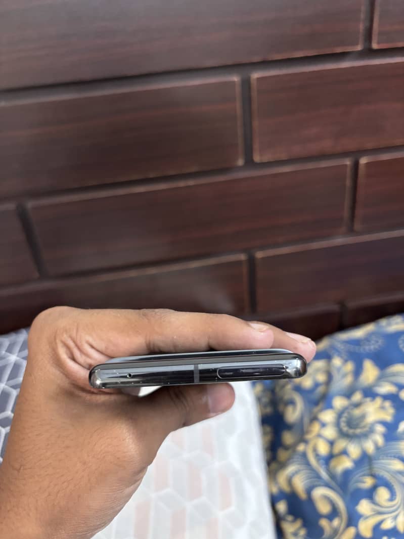 Google Pixel 7 Pro 4
