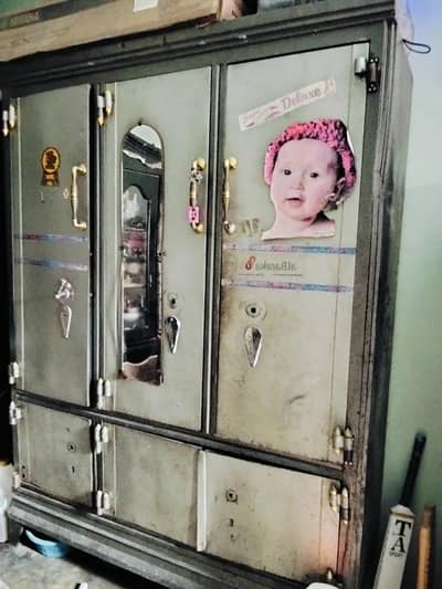 iron wardrobe urgent sale