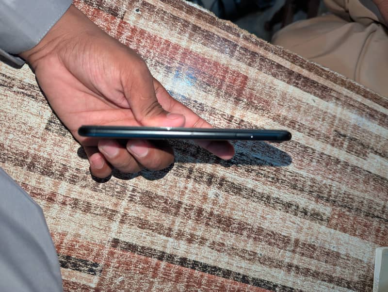 Apple iPhone 7 2