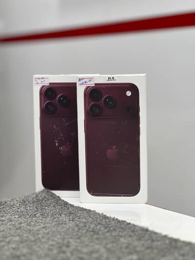 Apple iPhone 18 Pro burgundy box pack