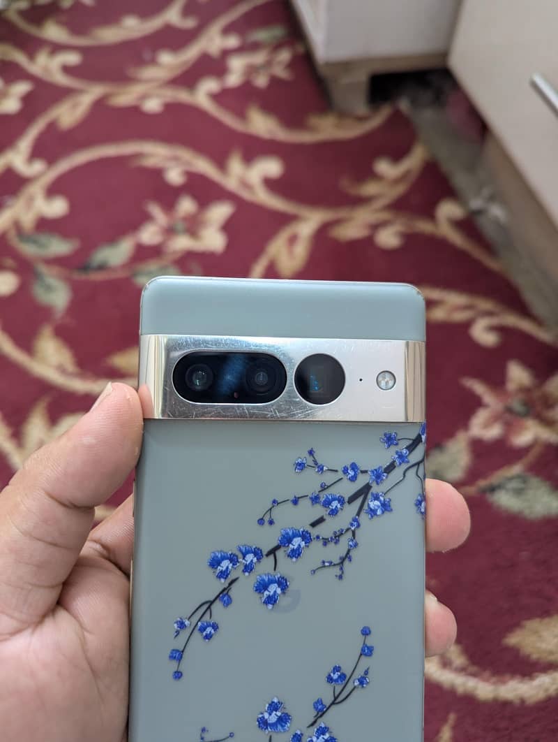 Google Pixel 7 Pro 2