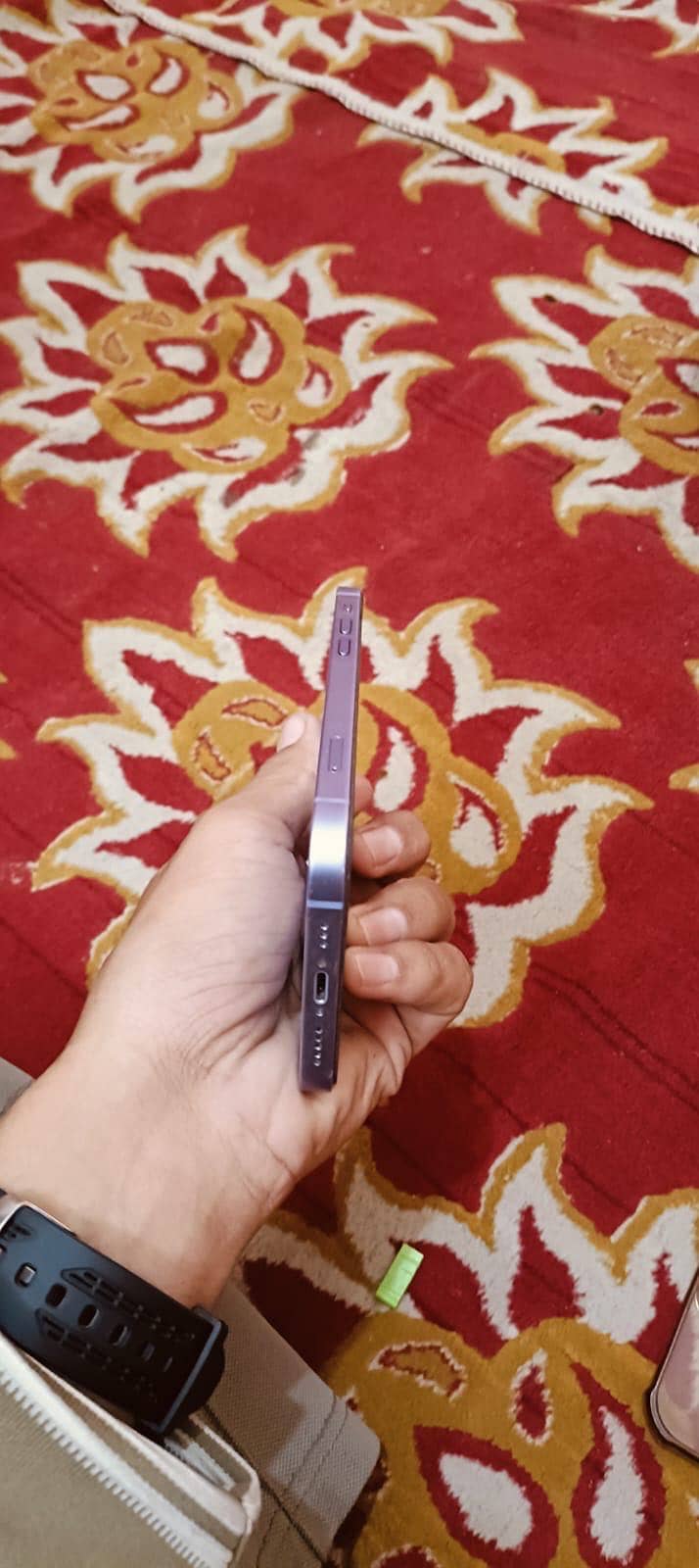 Apple iPhone 12 5
