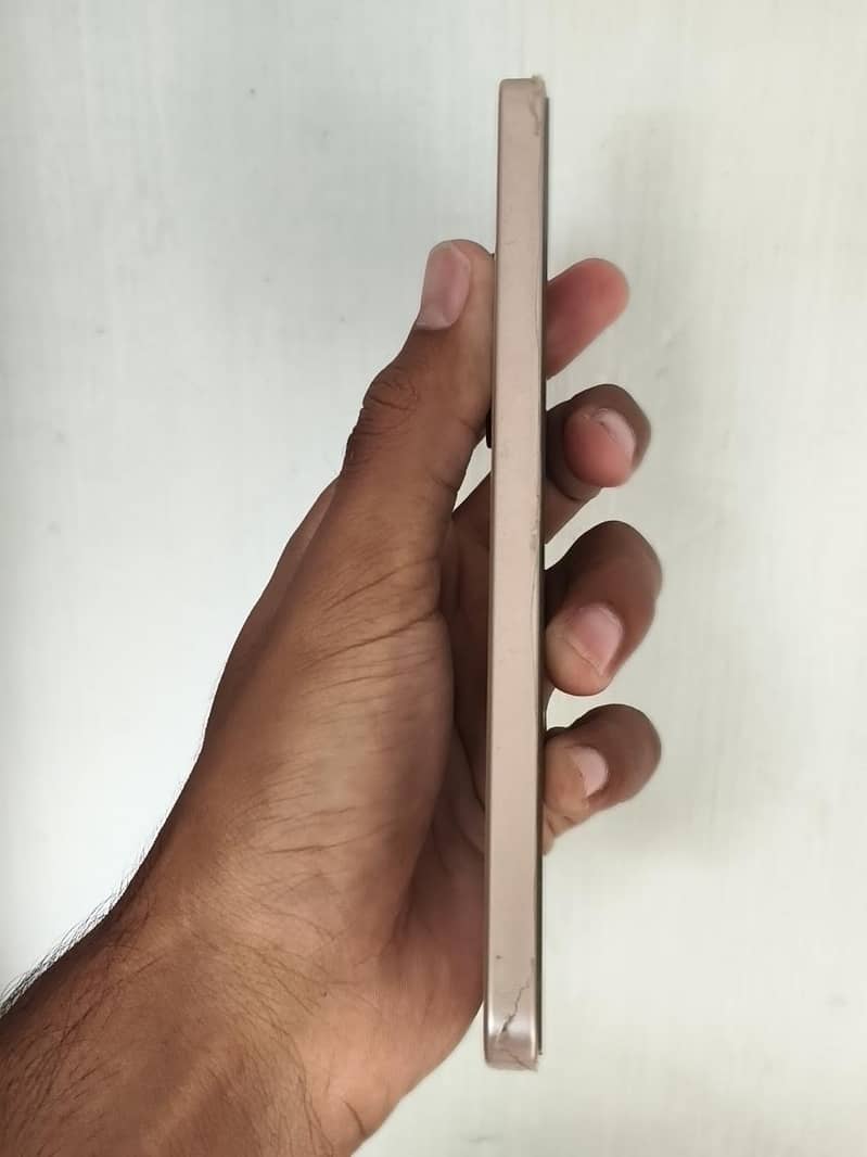 Xiaomi Redmi Note 13 4