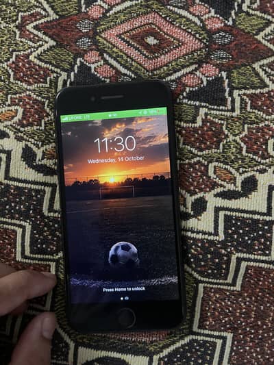 Apple iPhone 7