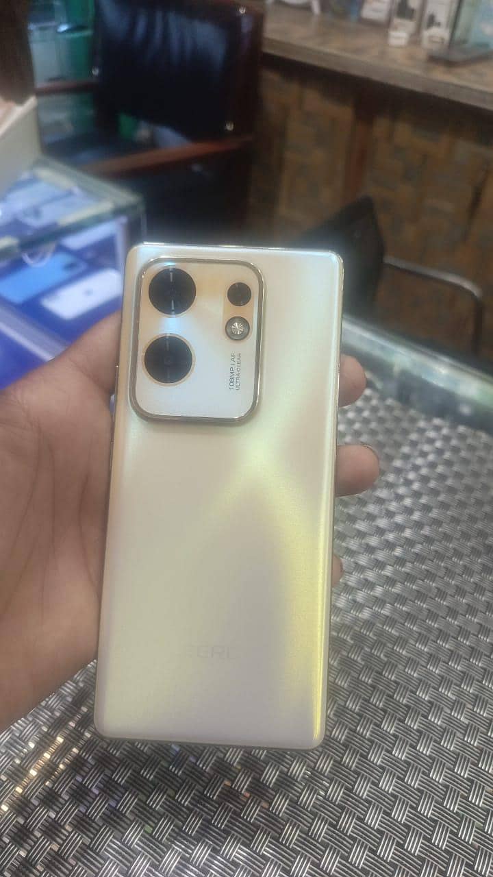 Infinix Zero 30 1