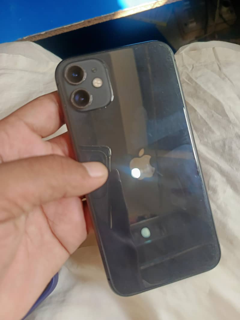 Apple iPhone 11 0