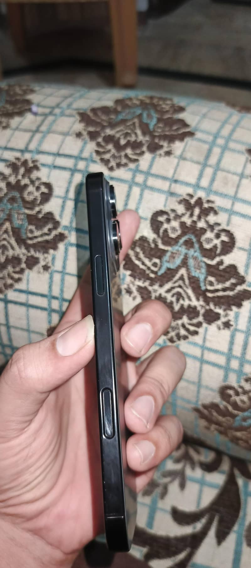 Apple iPhone 16 Pro Max 0