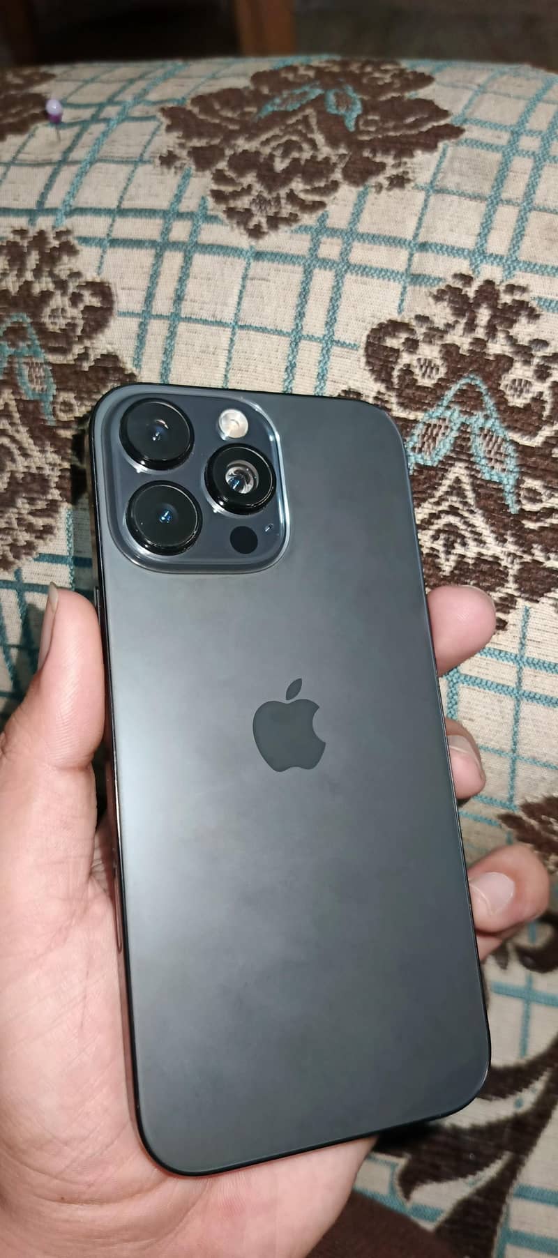 Apple iPhone 16 Pro Max 2