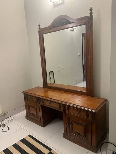Dressing with Mirror - Good Condition