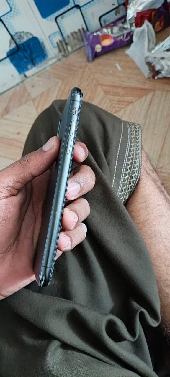 Apple iPhone X 2