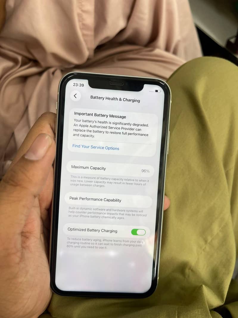 Apple iPhone 11 8