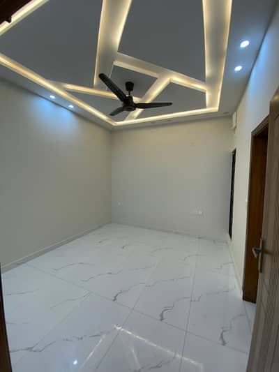 Gulberg Residencia - Block I House Sized 7 Marla For Sale
