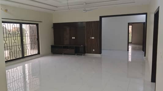 Wapda town kanal new type tile floor house