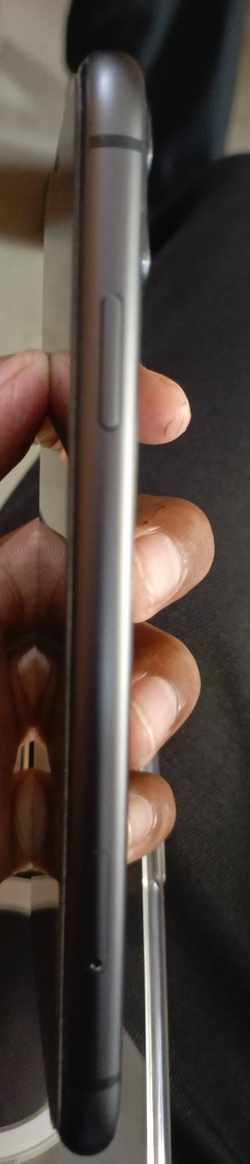 Apple iPhone 11 1