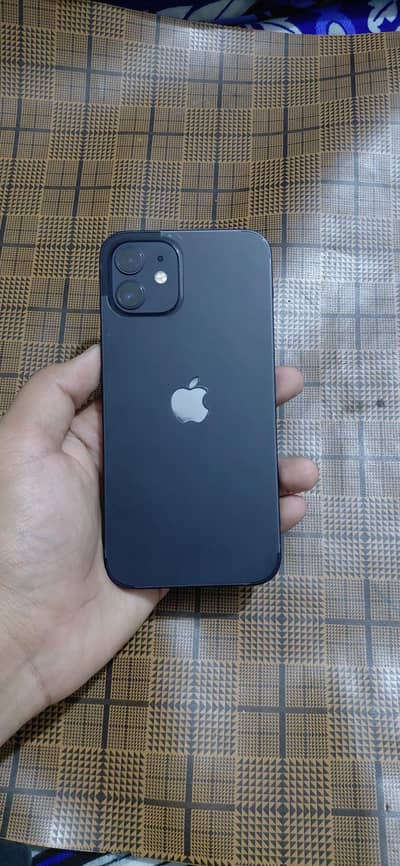 Apple iPhone 12