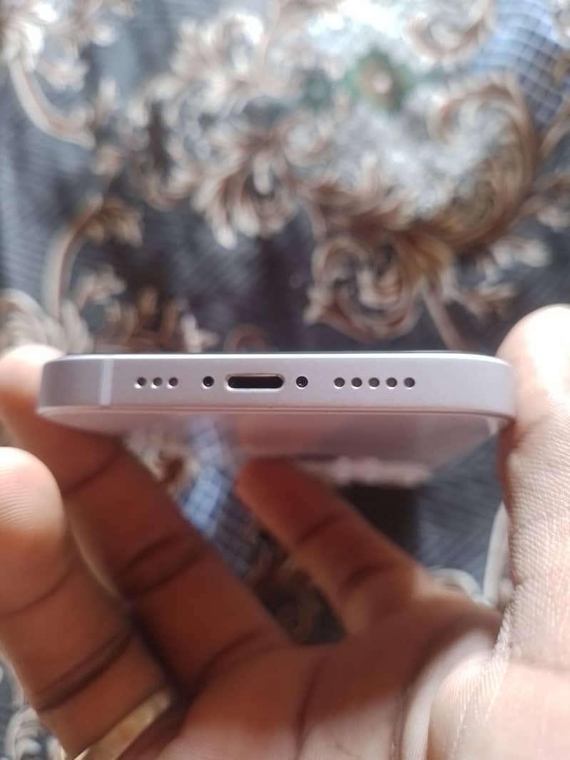 Apple iPhone 14 5