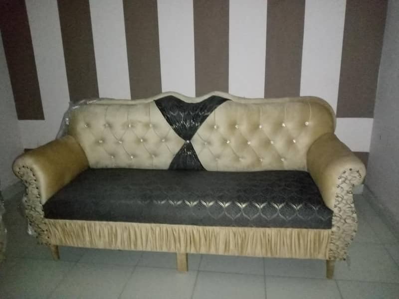5 seater sofa 3