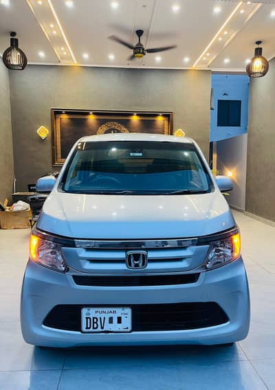 Honda N Wgn Custom 2019 Full option 4.5 Grade Auction sheet