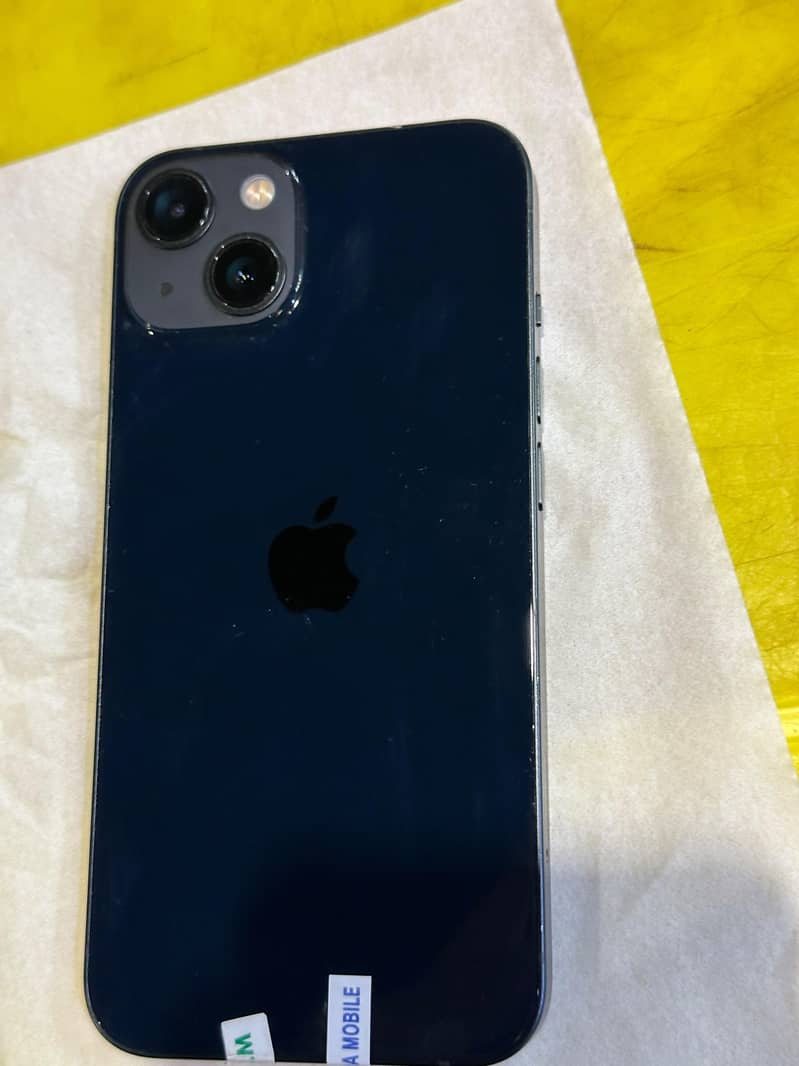 Apple iPhone 13 0